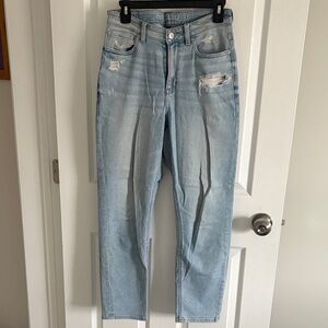 American Eagle Outfitters Light Blue Boyfriend Jeans
